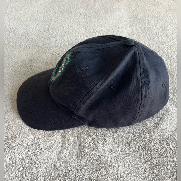 Vintage Navy Seattle Mariner’s Men’s Hat - Picture 5 of 14